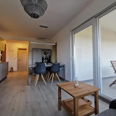 Appartement With Parking Space - 27867